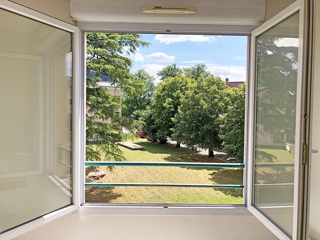 Appartement à Dammarie-les-Lys — vignette 11