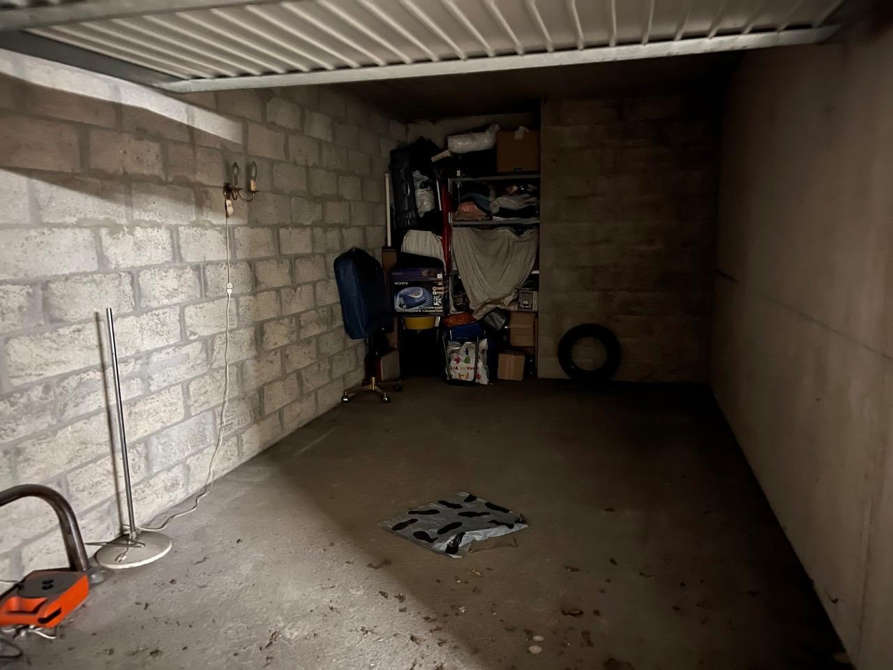 Garage – Parking à Le Plessis-Robinson — vignette 4