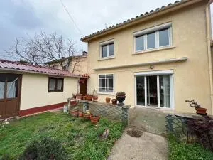 Maison t4 jardin paziols 