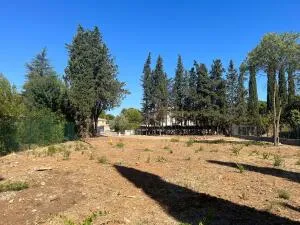 Terrain 582 m²