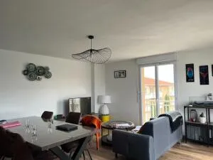 Appartement t4 saint esteve terrasse 