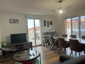 Appartement à Saint-Estève — vignette 6