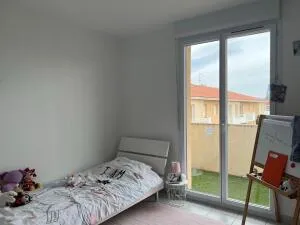Appartement à Saint-Estève — vignette 12