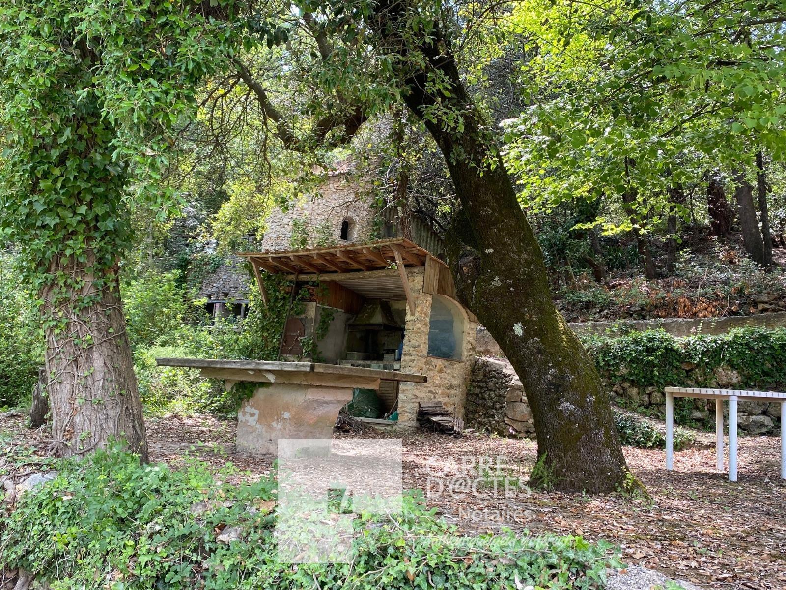 Maison à La Roquebrussanne — vignette 5