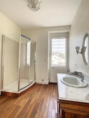 Maison à Périgueux — vignette 9