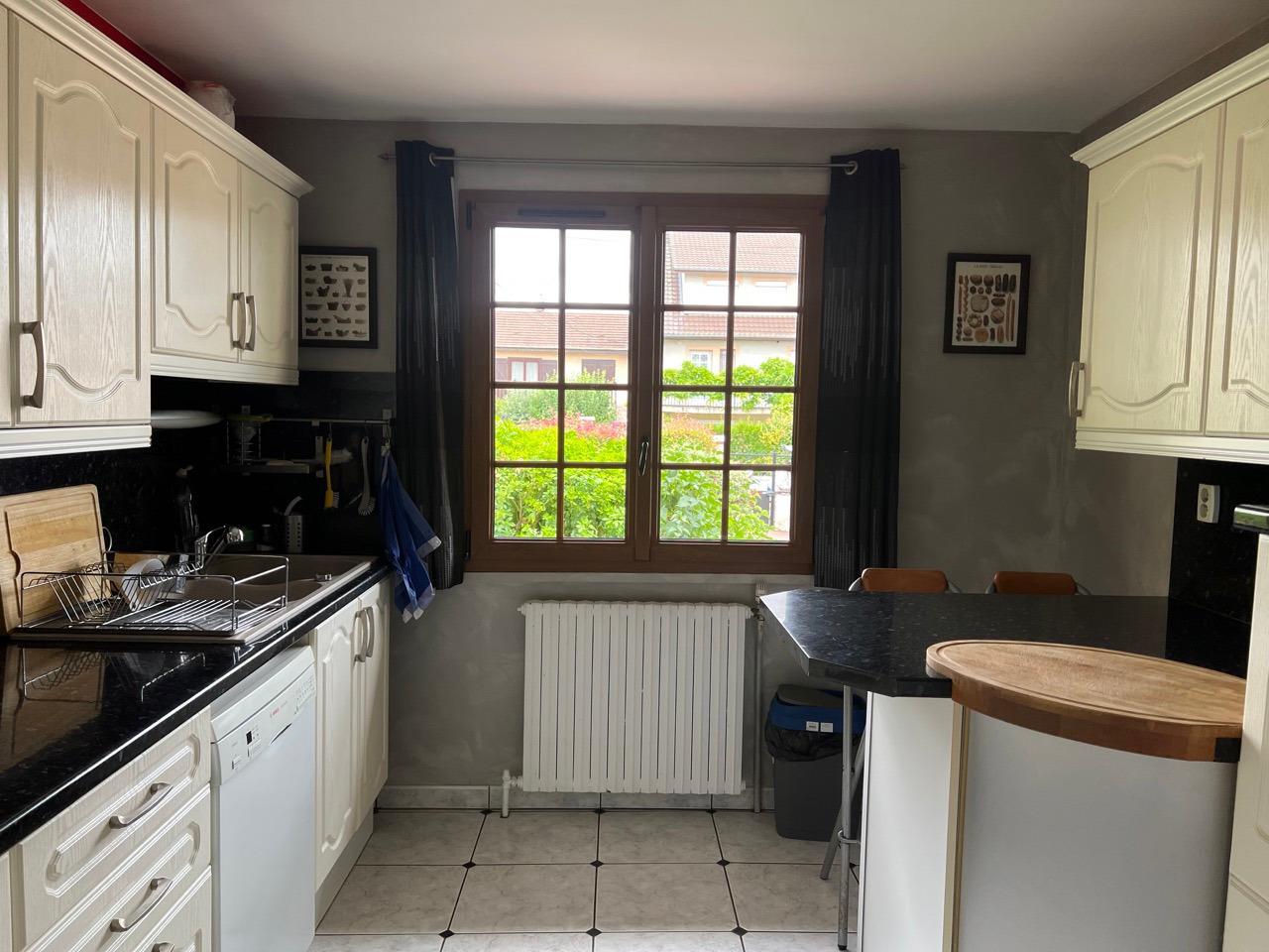 Maison à Les Clayes-sous-Bois — vignette 2