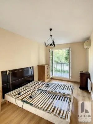 Appartement à Périgueux — vignette 4