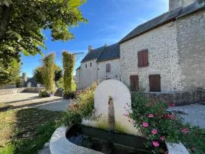 Immeubles en pierres du 13ème siècle en plein coeur de ville
