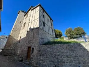 Immeuble à Ussel — vignette 2