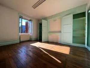 Immeuble à Ussel — vignette 8