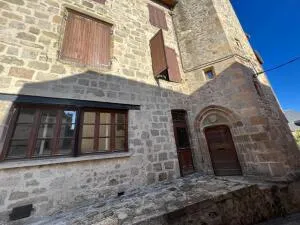 Immeuble à Ussel — vignette 19