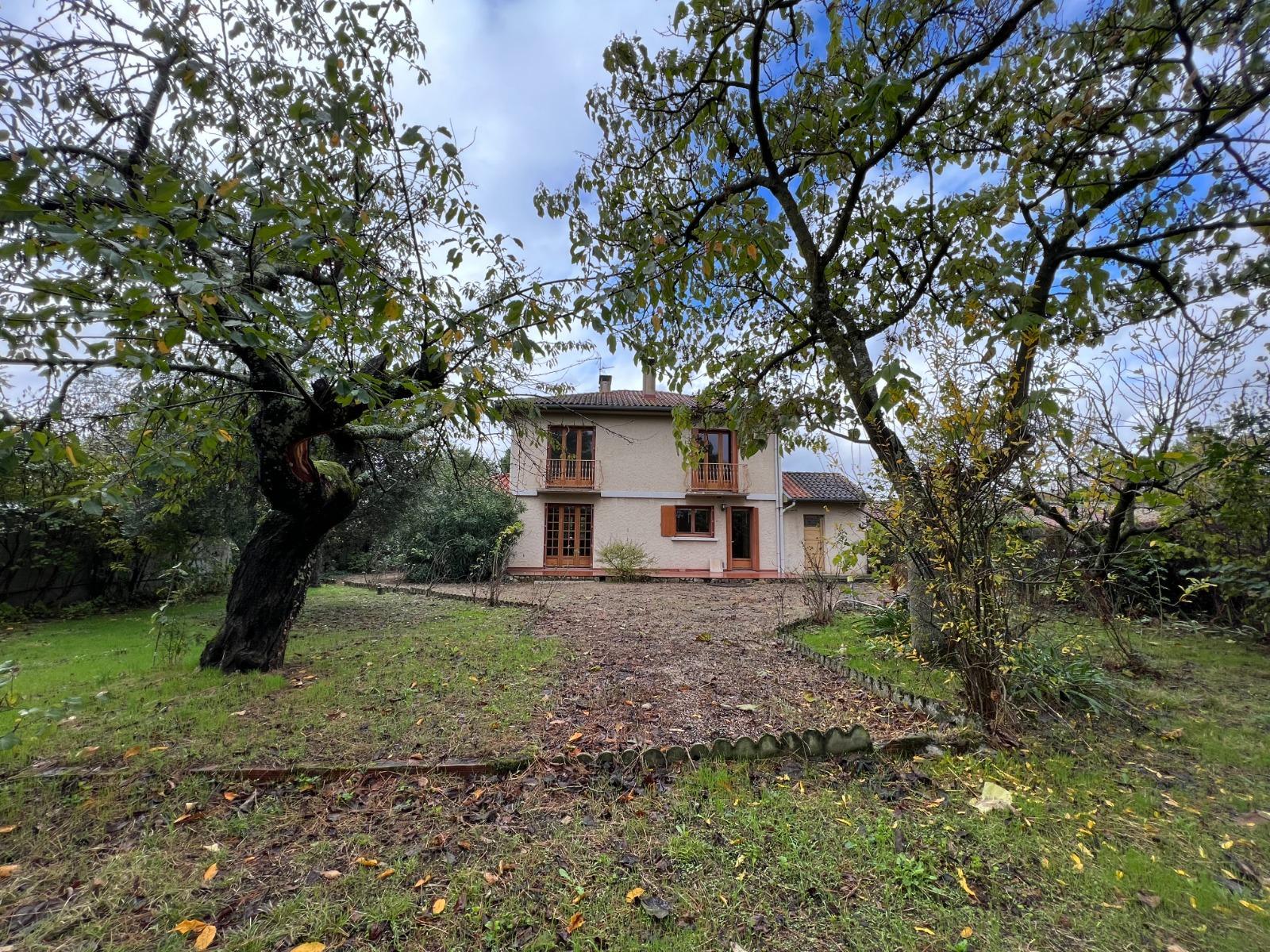 Villa annees 70 quartier saint simon