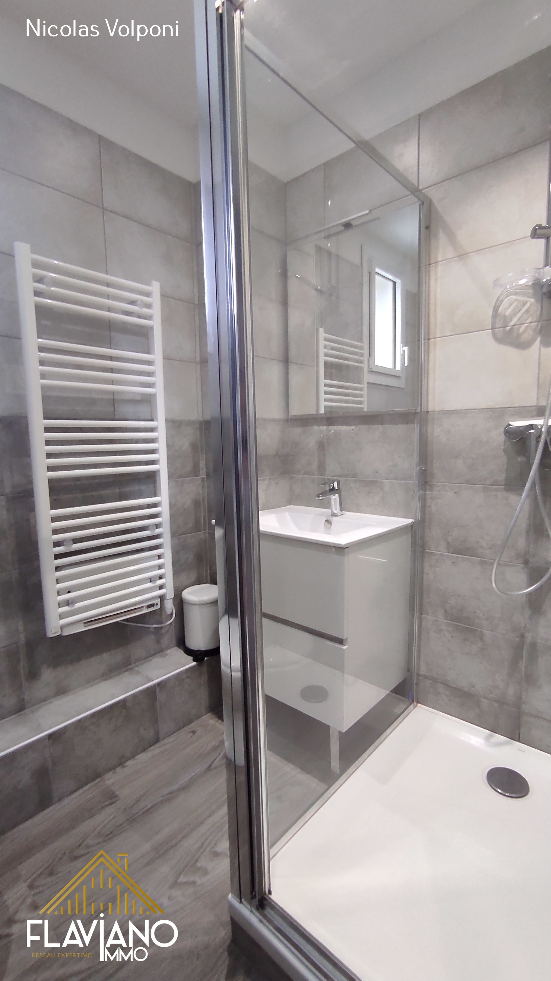 Appartement à Enchastrayes — vignette 5