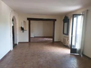 Maison à Saint-Fargeau-Ponthierry — vignette 3