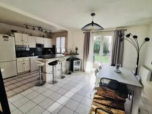 Maison à Ozoir-la-Ferrière — vignette 3