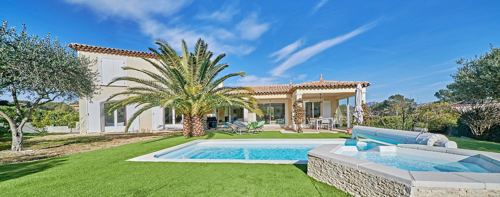 VILLA DANS QUARTIER RESIDENTIEL