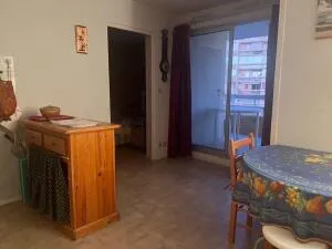 Appartement à Canet-en-Roussillon — vignette 2