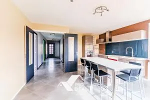 Appartement avec terrasse et jardin