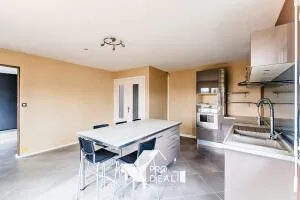 Appartement à Décines-Charpieu — vignette 3