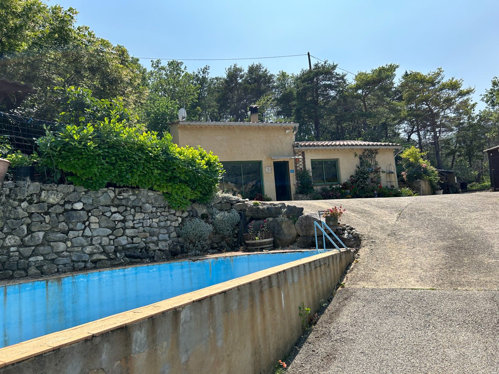 Maison à Saint-Ferréol-Trente-Pas