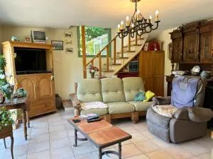 Maison à Saint-Ferréol-Trente-Pas — vignette 4