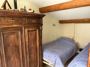 Maison à Saint-Ferréol-Trente-Pas — vignette 6