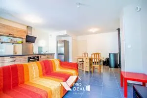 Appartement à Meyzieu — vignette 11