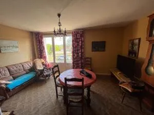 Maison à Neuvic — vignette 7