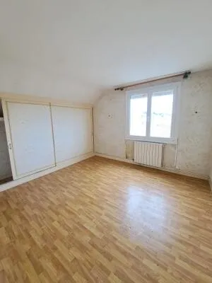 Maison à Sillé-le-Guillaume — vignette 9