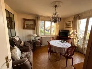 Appartement à Aix-les-Bains — vignette 4
