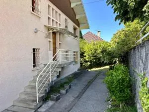 Appartement à Aix-les-Bains — vignette 9