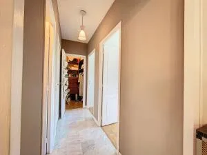 Appartement à Cagnes-sur-Mer — vignette 6