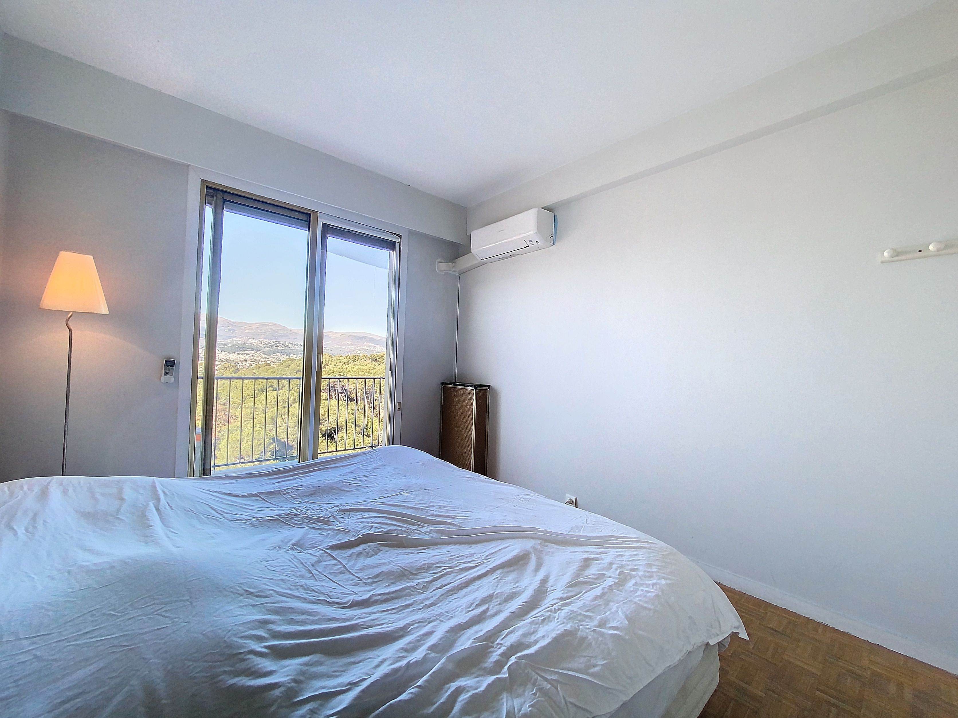 Appartement à Cagnes-sur-Mer — vignette 9