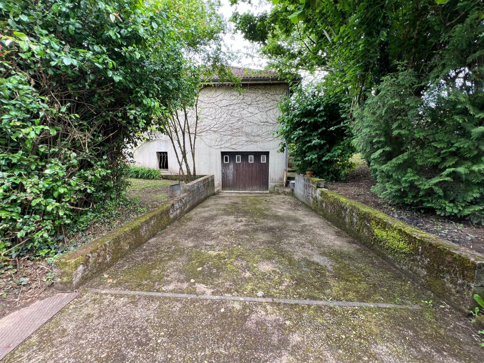 Maison à Saint-Victurnien — vignette 13