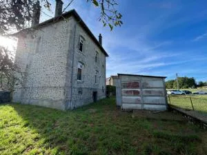 Maison à Montaignac-sur-Doustre — vignette 3