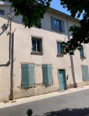 Appartement ancien rénové 