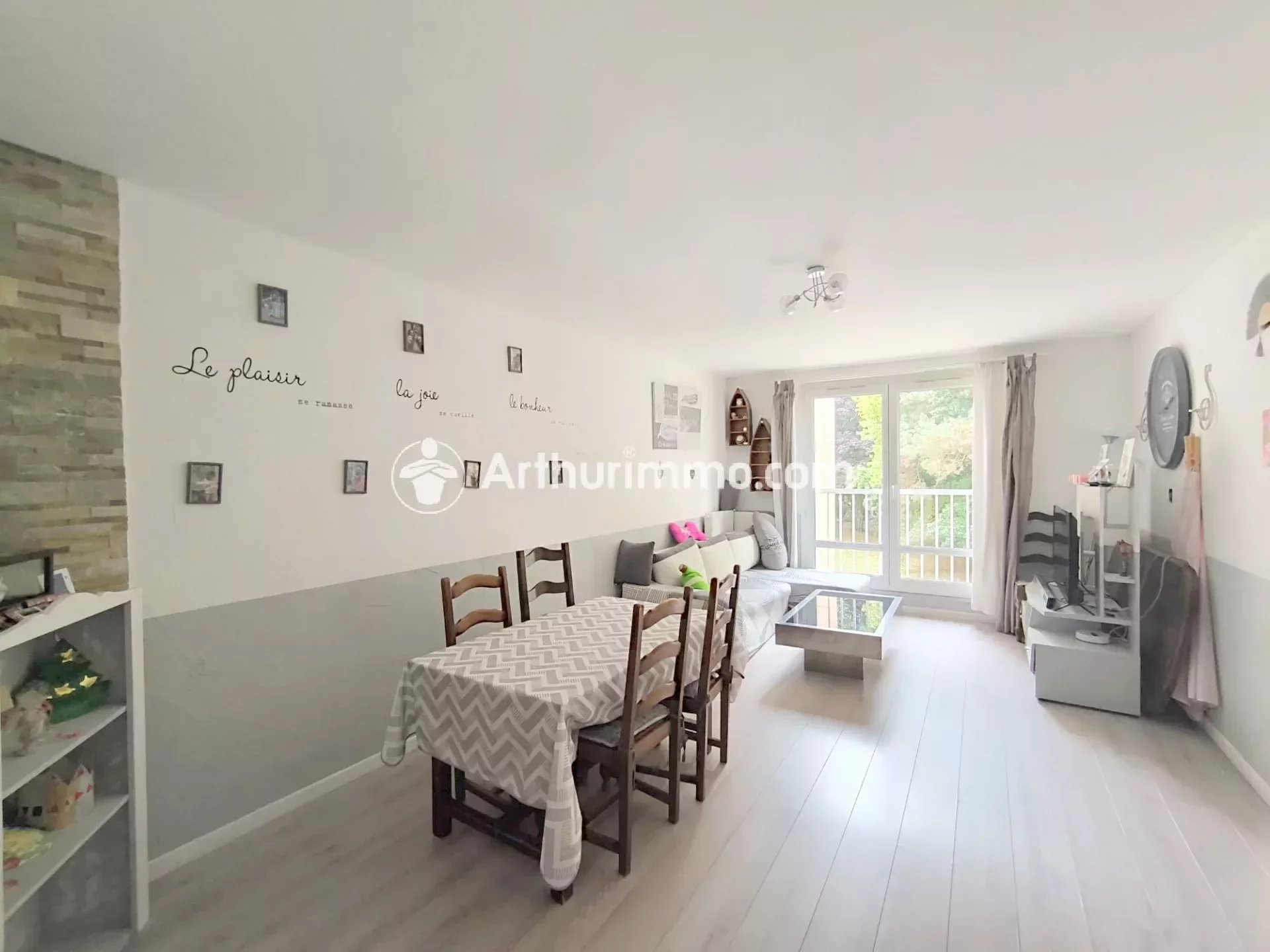Appartement à Savigny-le-Temple — vignette 4