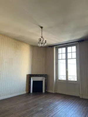 Maison à Brive-la-Gaillarde — vignette 3