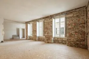 Appartement spacieux à rénover - Quartier Notre-Dame de Bon Port