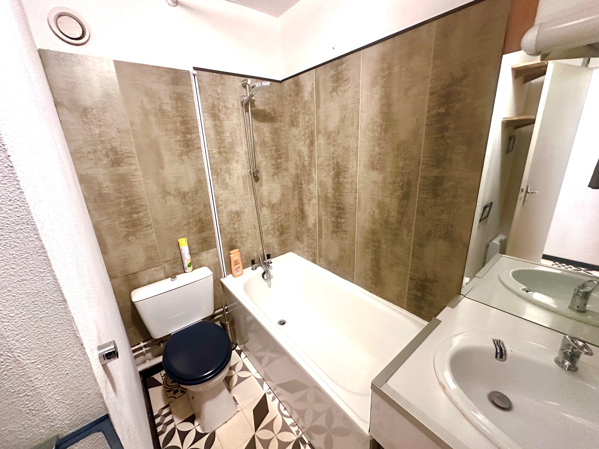 Appartement à Bagnères-de-Bigorre — vignette 7