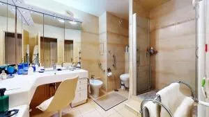 Appartement à Neuilly-sur-Seine — vignette 4