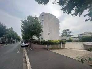 Appartement à Saint-Maur-des-Fossés — vignette 11
