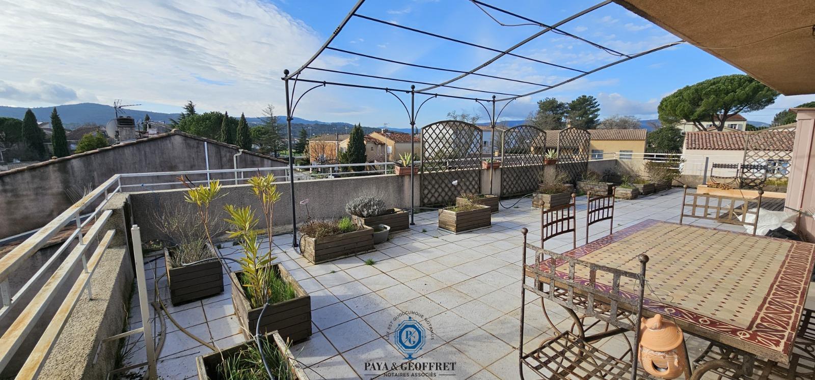 Appartement à Garéoult — vignette 4