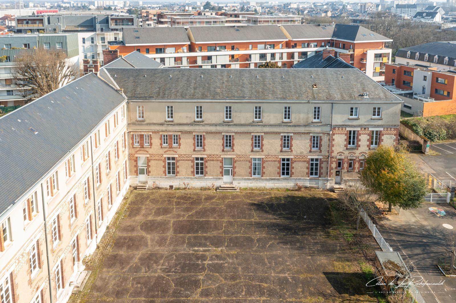 Immeuble à Orléans — vignette 2