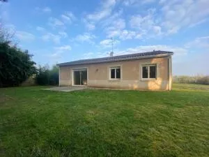 Maison 3 chambres avec garage et jardin à Coutras 