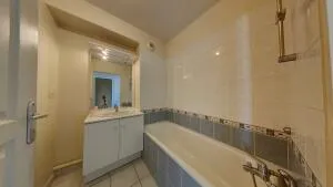 Appartement à Lunel — vignette 6