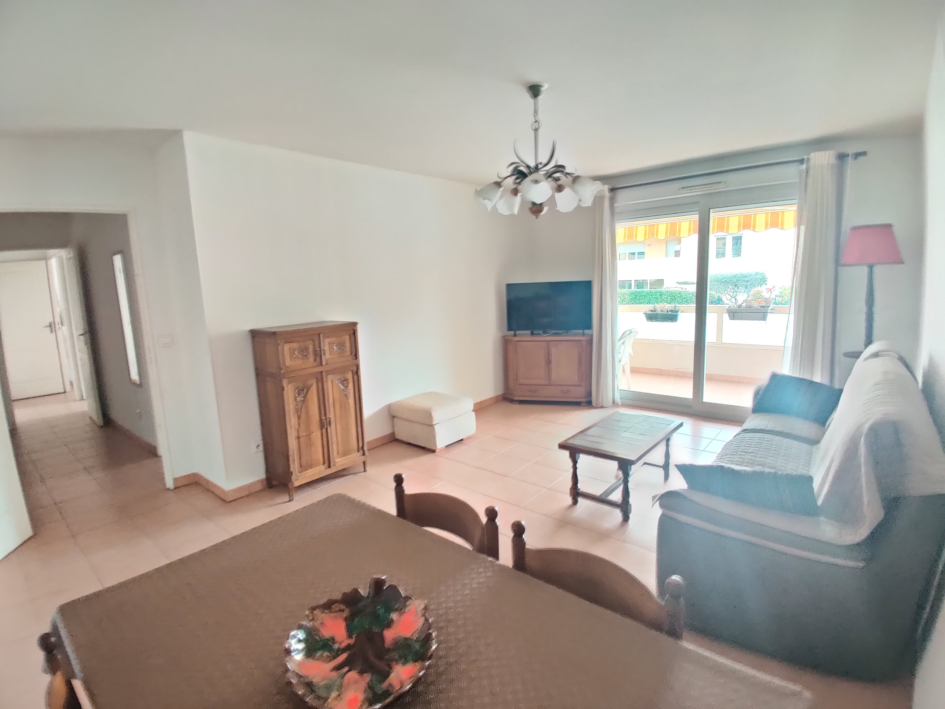 Appartement à Saint-Maximin-la-Sainte-Baume — vignette 4