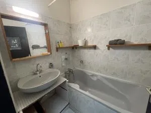 Appartement à Nîmes — vignette 7
