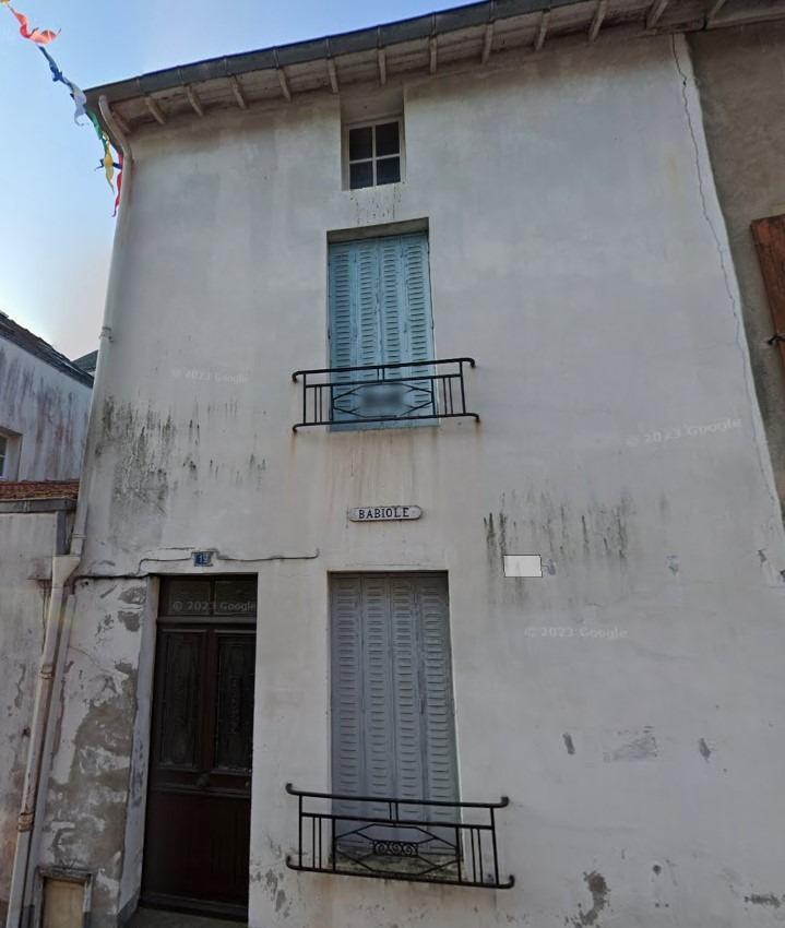  MAISON A RENOVER PORNIC CENTRE