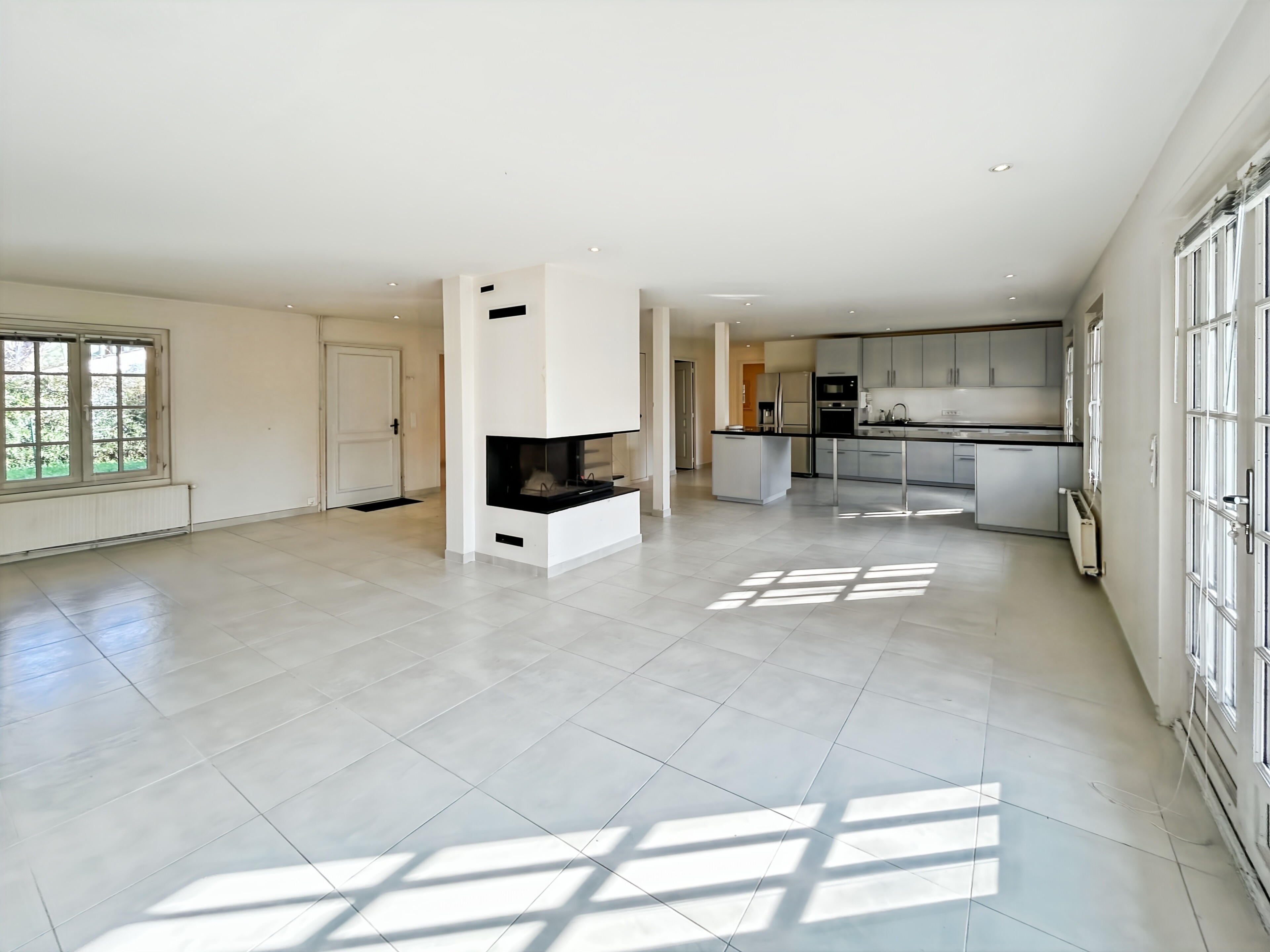 Maison à Le Mesnil-le-Roi — vignette 2